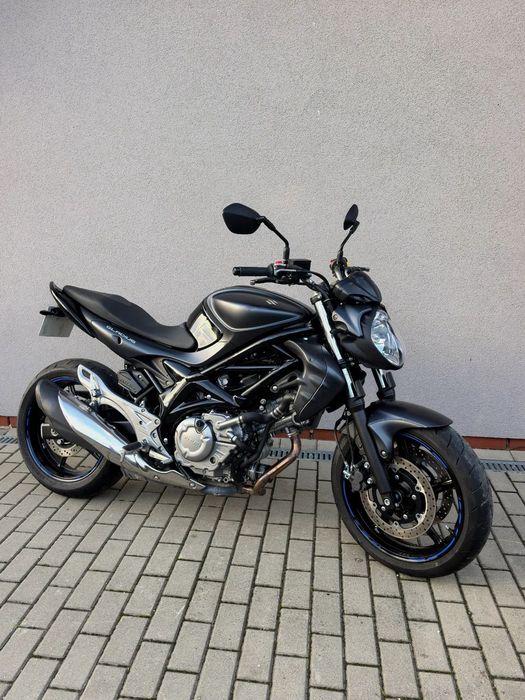 Suzuki Gladius ABS mały przebieg igiełka transport