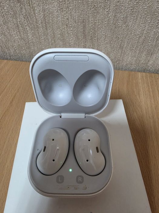 Samsung Galaxy Buds Live