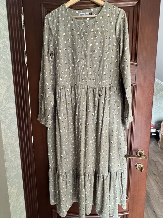 Ідеальна сукня для осені ( нова)