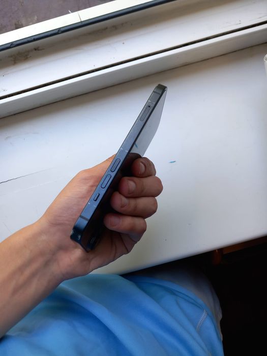 Telefon iPhone 14