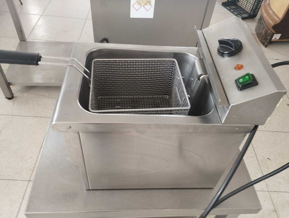 Industrial Deep Fryer445944043396157441
