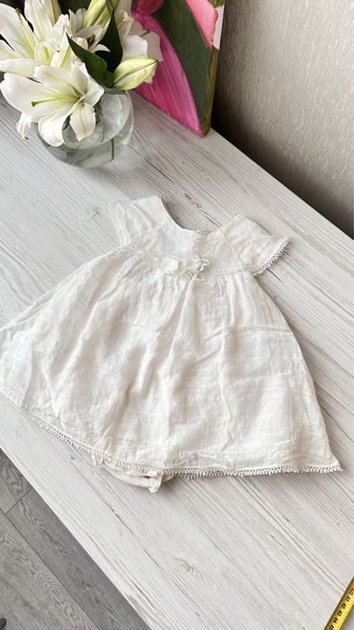 Сукня-боді Caramell біла святкова 80 розмір