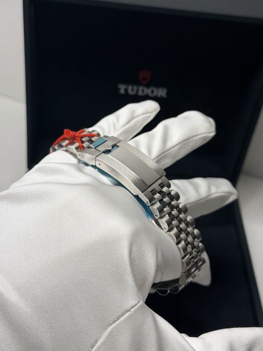 Tudor Black Bay 41 – Ref. 79680