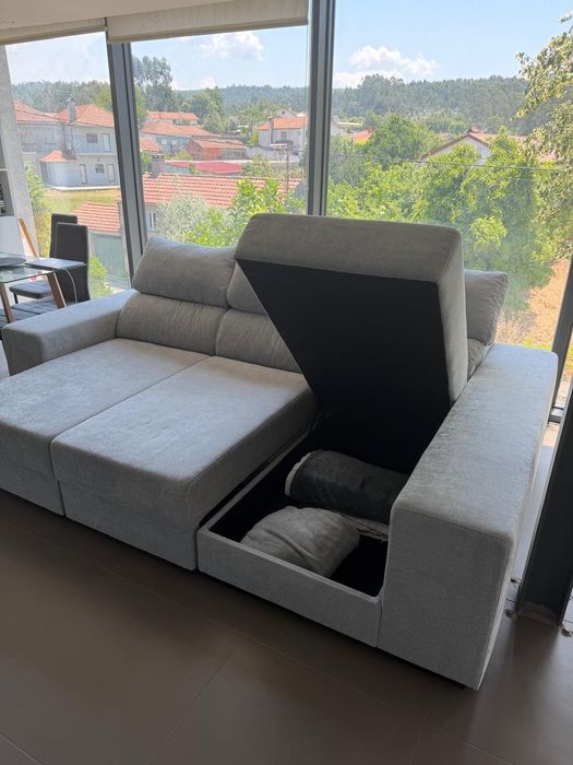 Sofá Retrátil 3 Lugares com Baú – Como Novo