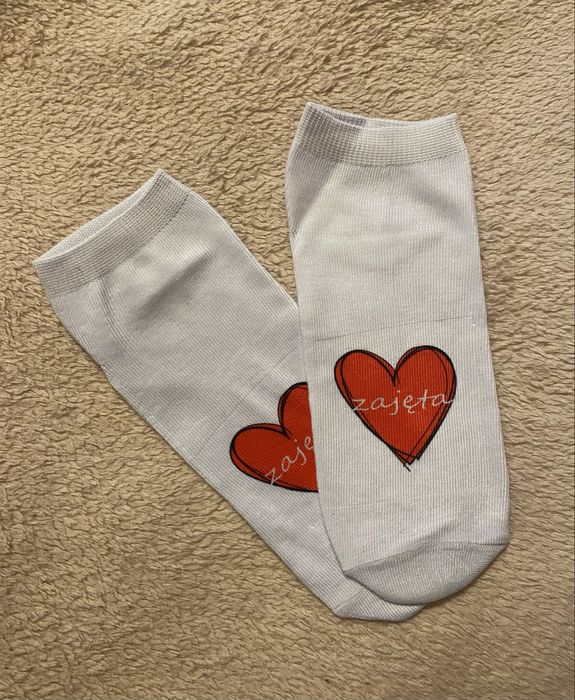 Zabawne śmieszne skarpetki białe z sercem elastyczne walentynki 35-38