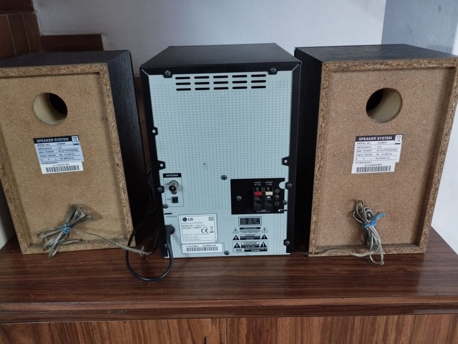 Mini aparelhagem LG impecável