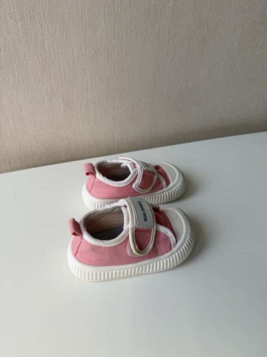 Кеди на дівчинку 22 розмір