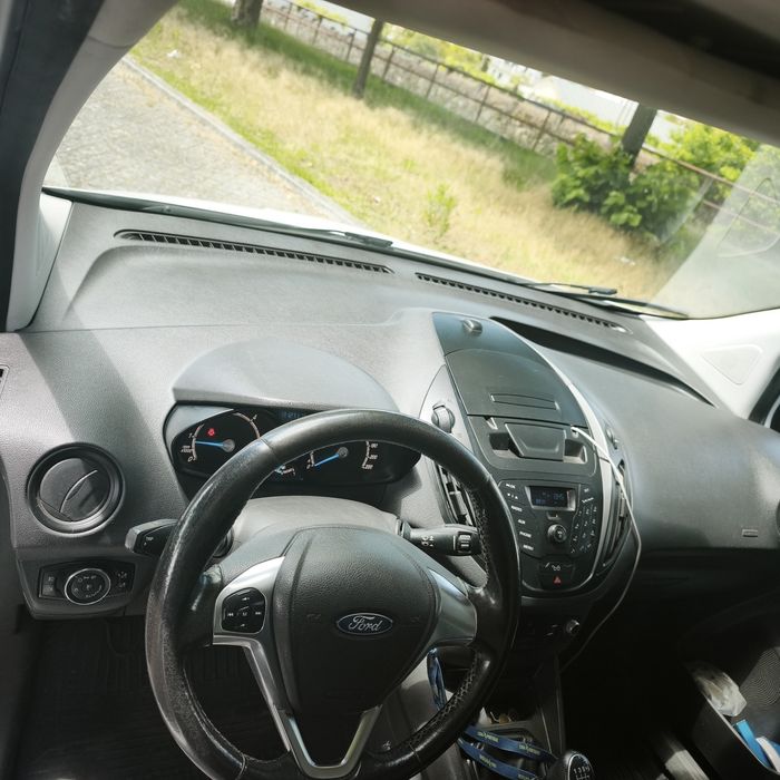Ford Transit Courier