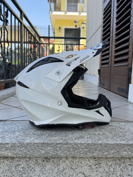 Продам Airoh Aviator 2.2