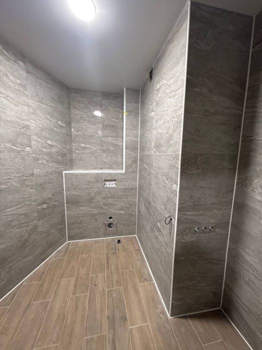 Продаж 2 кімнатноі квартири в Жк Фаворит