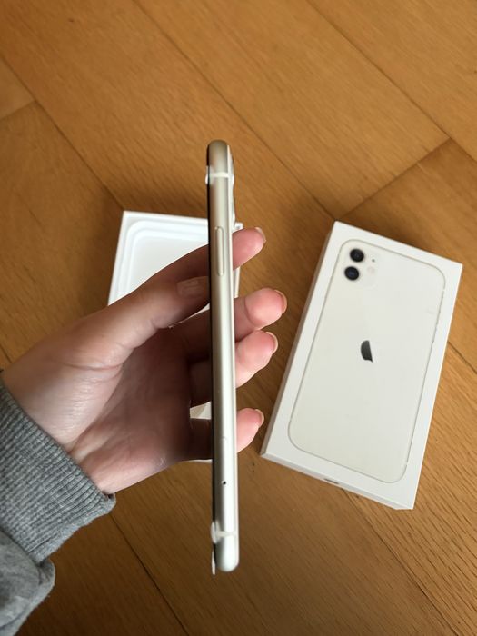 Iphone 11 novo (c/ acessórios)