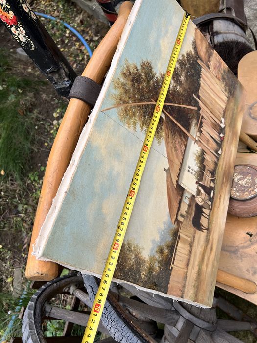 Стара картина – портрет української дівчини з намистом