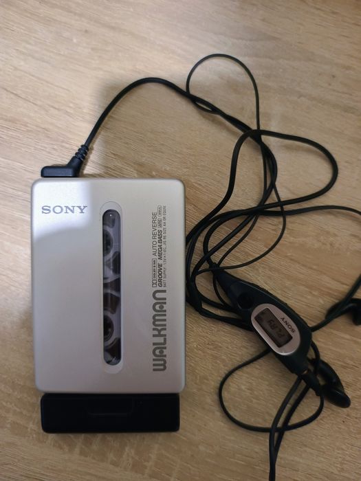 касетний плеєр sony walkman wm-ex600