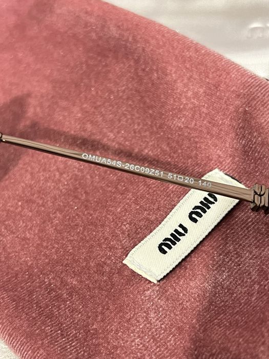 Окуляри miu miu в наявності