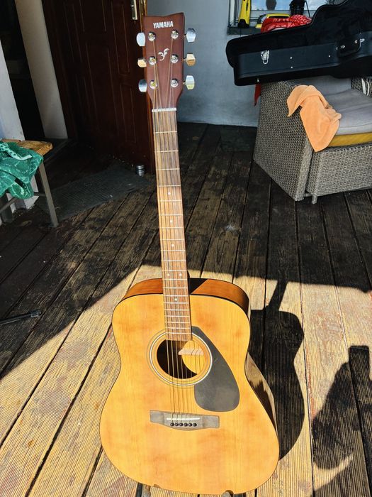 Gitara Yamaha F 310z futeralem i stojak