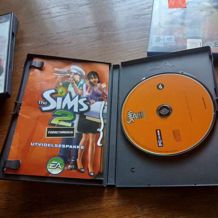 Sprzedam gry do ps 2 i pc