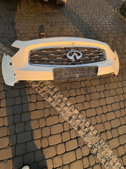 infiniti fx zderzak przedni QAA