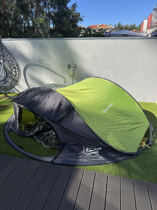 * Tenda nao esta totalmente montada nas fotos* Tenda de Campismo Quechua 2 Seconds XL III, para 3 pessoas