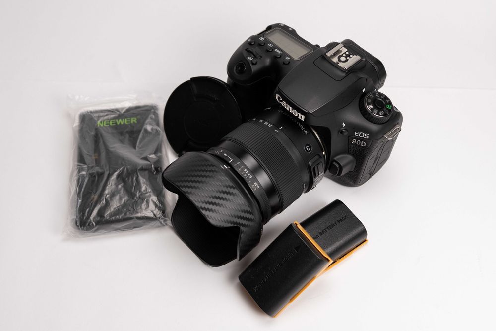 Canon 90D + Sigma 17-70mm f/2.8-4 EF *USADO*