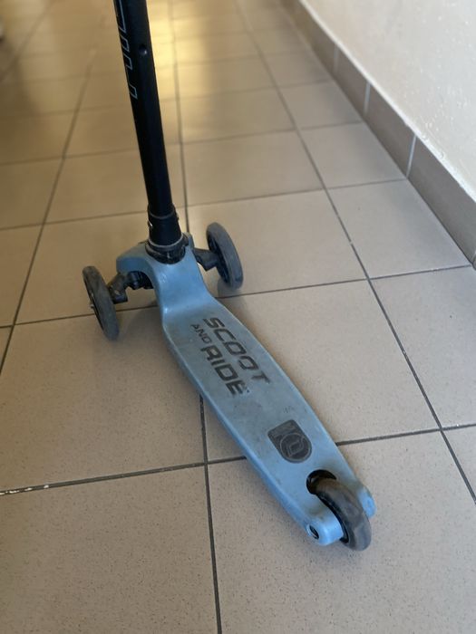 Самокат Scoot and Ride Highwaykick 3 LED б/у