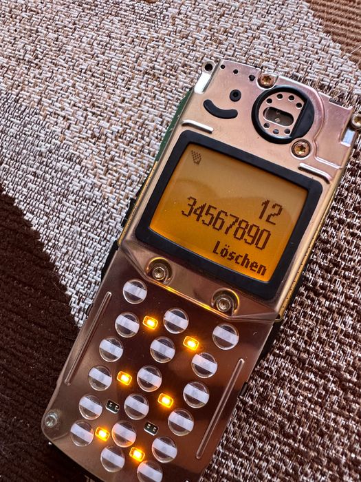 Телефон Nokia 5210 під ремонт