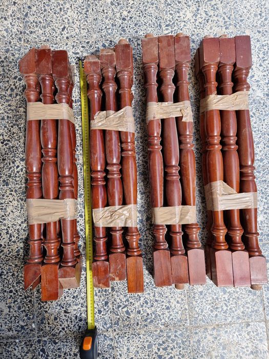 Balaústres em madeira