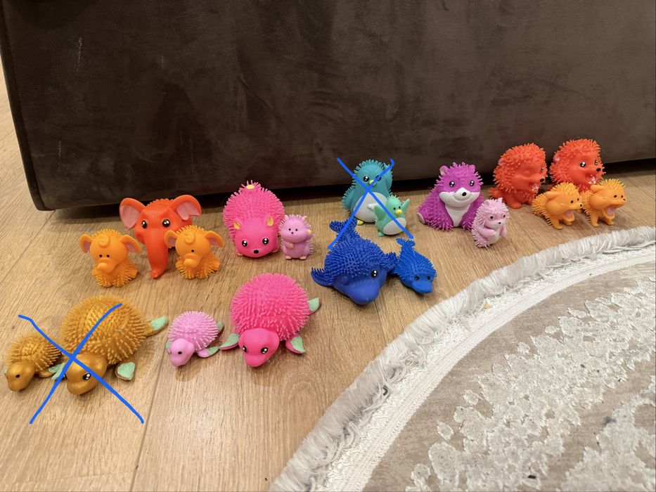 Мила родина sbabam іграшки тягнучки