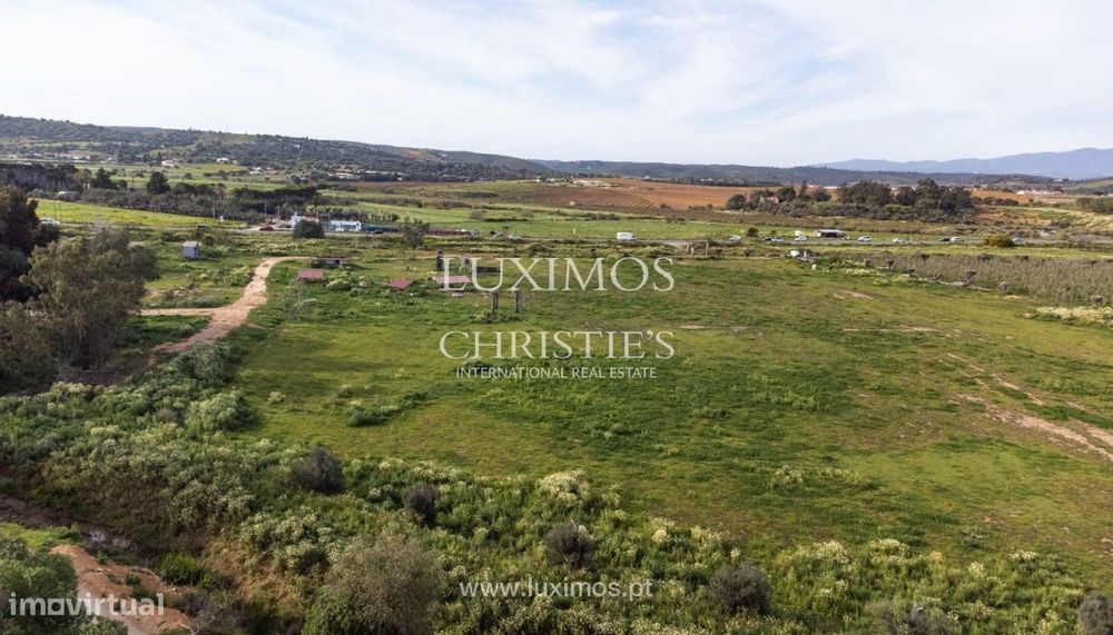 Quinta no Monte da Tapada, para venda, em Odiáxere, Algarve
