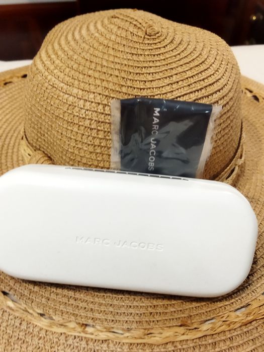 Óculos Marc Jacobs lilases