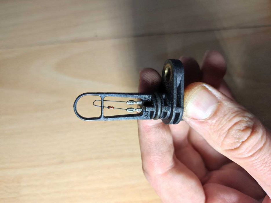 Датчик температуры воздуха Citroen/Peugeot OE 9664612580