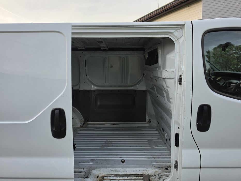 Trafic 2008r  2.0 D ladny stan