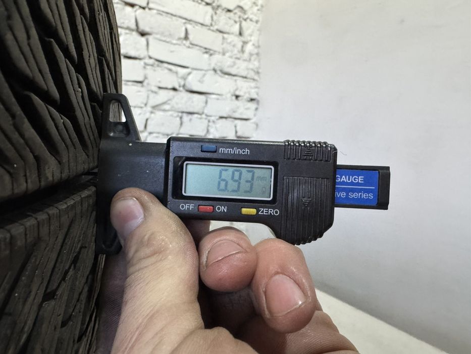 Зимові шини Michelin 225/45 R18