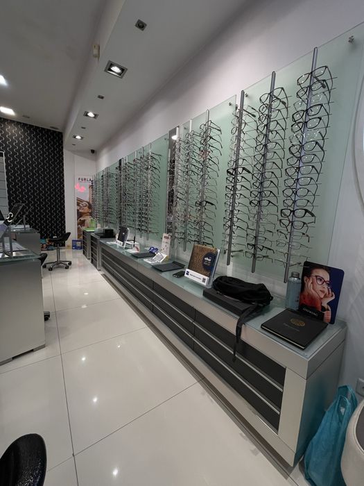 Mobiliário de Óptica para VENDA