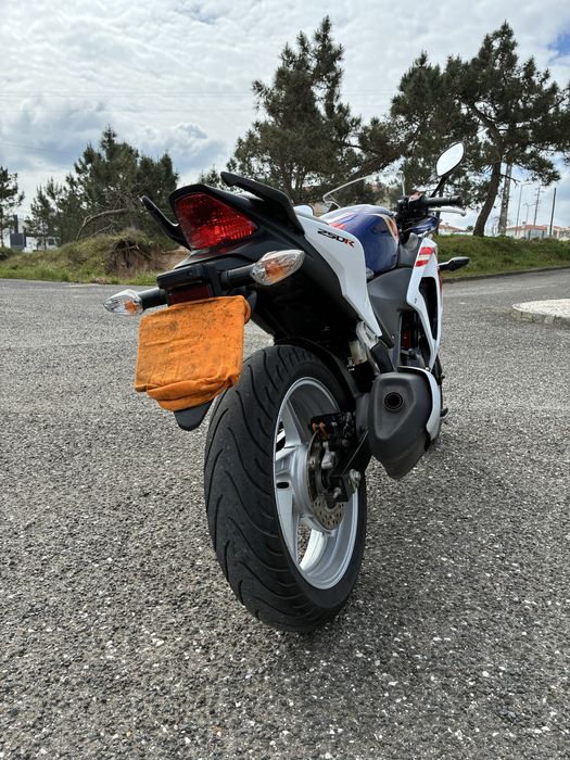 Honda CBR 250R - Poucos KM’s