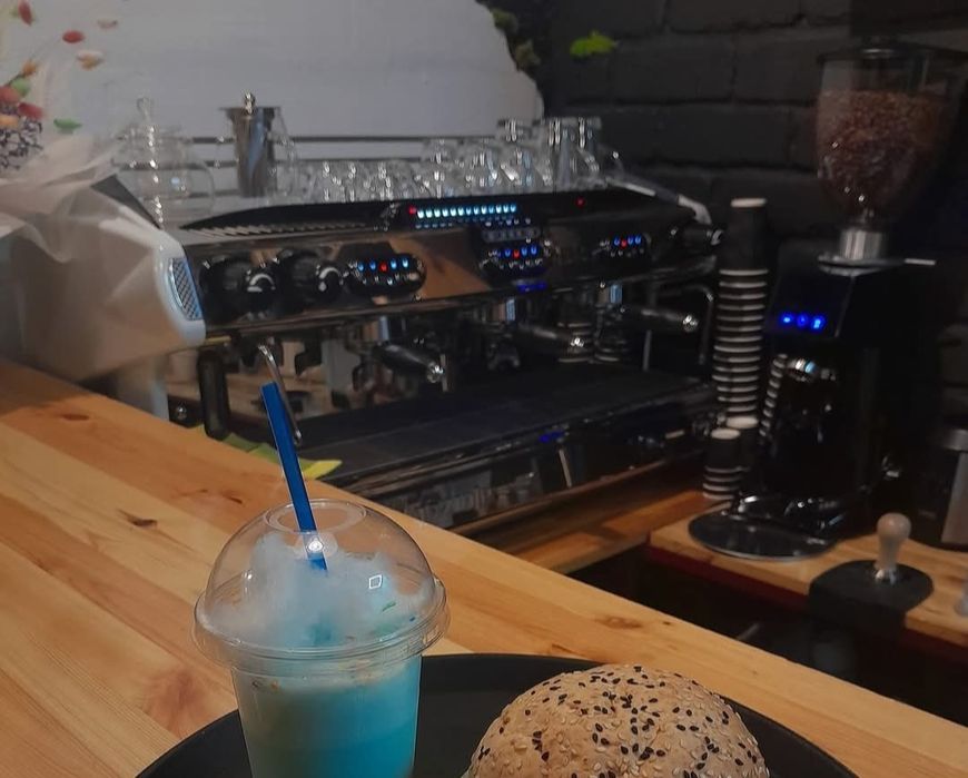 Срочно продам Кофемашина профессиональная