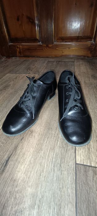 Стандартискі туфлі БУ