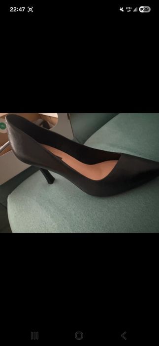 Szpilki Lasocki 39 skora  naturalna