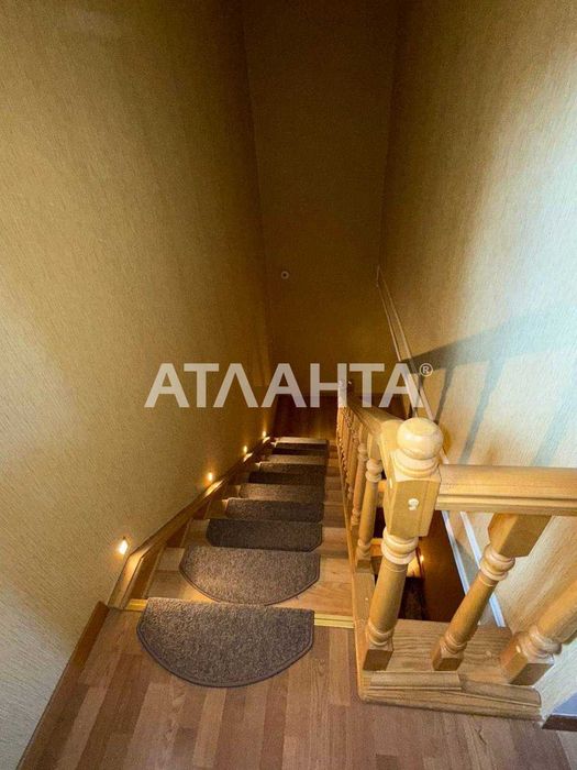 Добротный и ухоженный дом площадью 120 м², участок 9 соток.