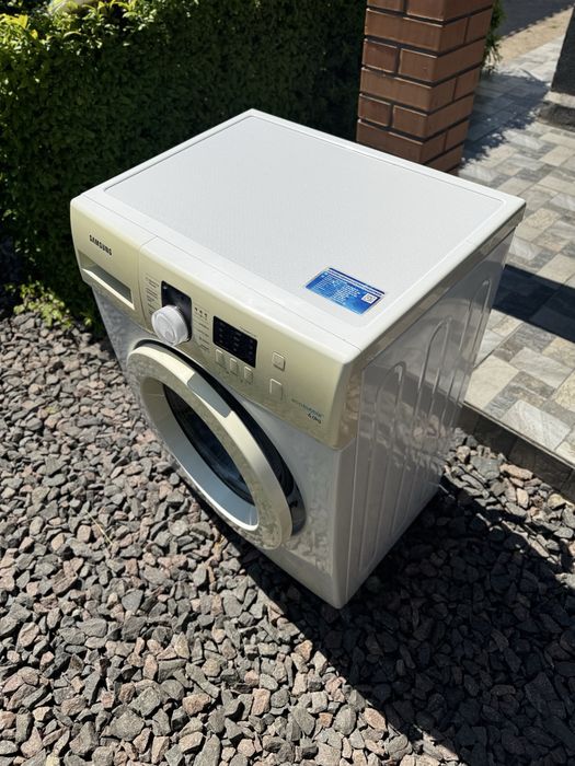 Пральна машина Samsung EcoBubble 6 кг