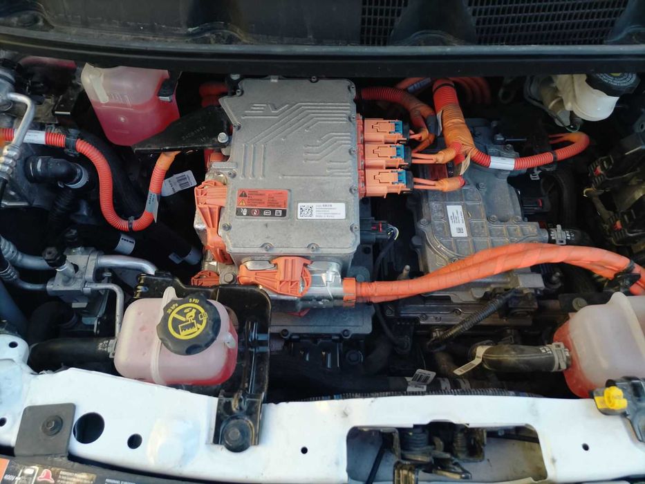 Продам Chevrolet Bolt EV 1LT
