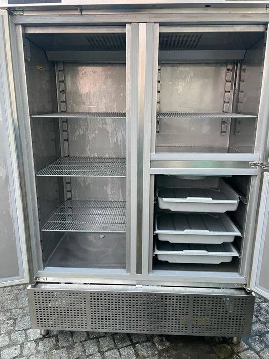 Armário misto de refrigeração e congelação - Fagor