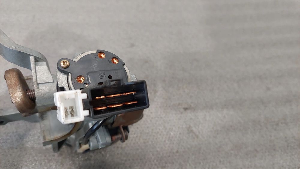 Canhão da ignição SUZUKI Liana Sedan (ER, RH_)