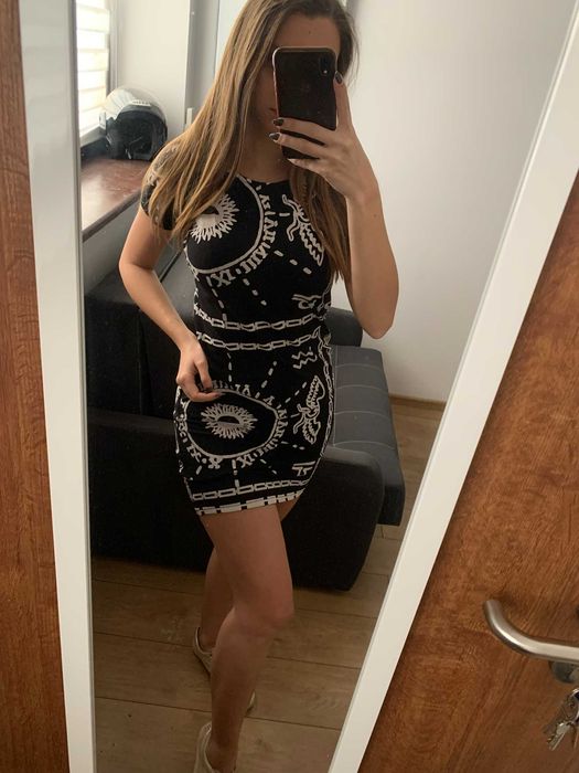 Czarna sukienka w azteckie wzory Asos - rozmiar 40