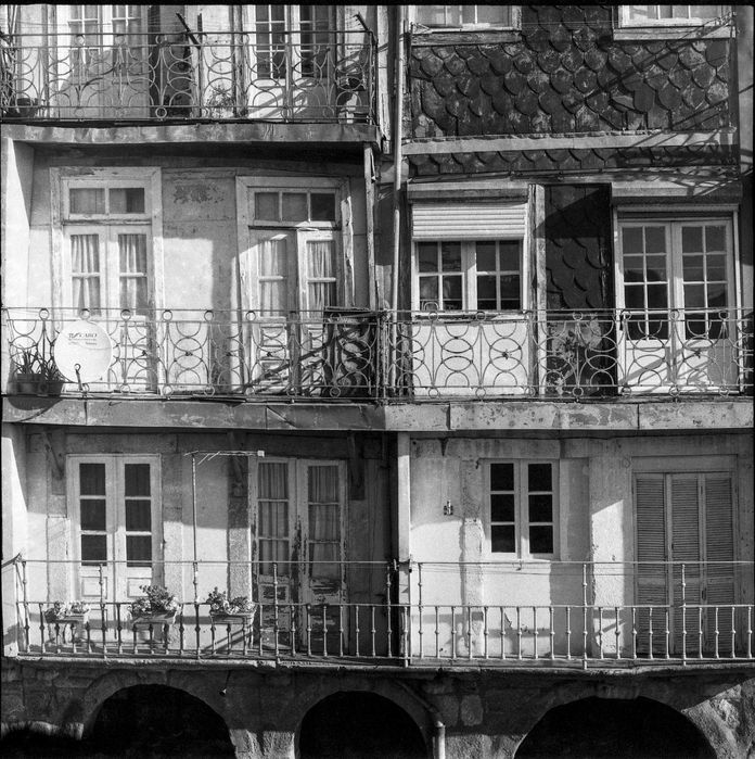 Pentacon six TL + Carl Zeiss Jena DDR MC Biometar 2.8/80