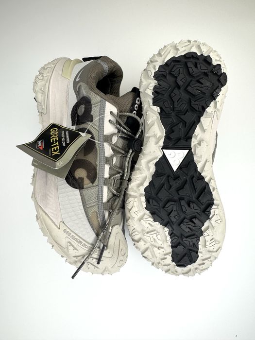 Кроссовки Nike НОВЫЕ - 42 размер в НАЛИЧИИ