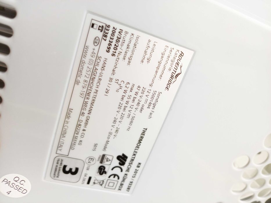 lodowka turystyczna zasilana na 220v i12v 28 litrow