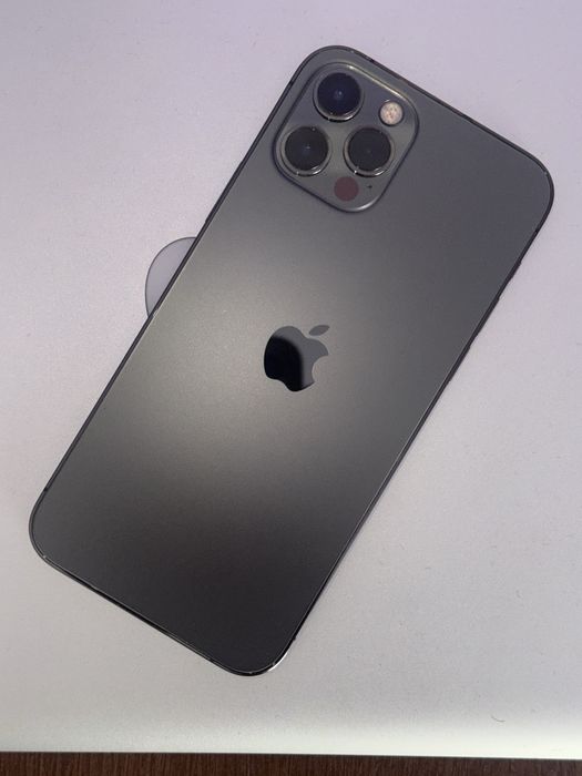 Iphone 12 pro Black 80% Battery