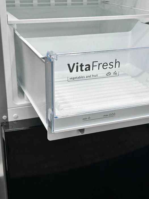 Чорний Холодильник BOSCH KGV36VBEAS