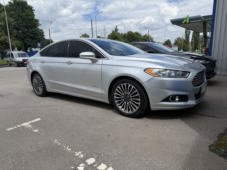 Продам Ford Fusion plug-in hybrid (Подзаряжаемый гибрид)