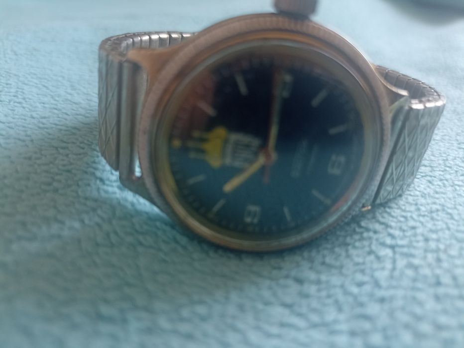 Продам наручные часы рабочие